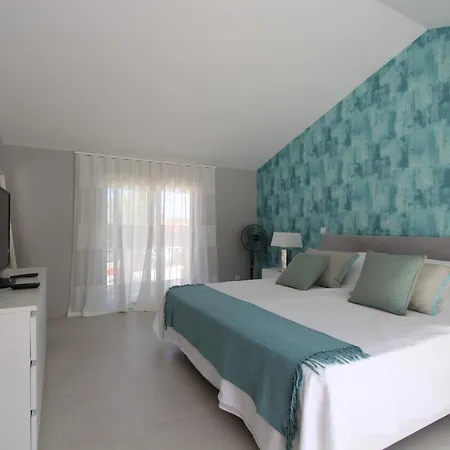 Βίλα Sleeps 8 Pool Air Con T609006 Vale do Lobo