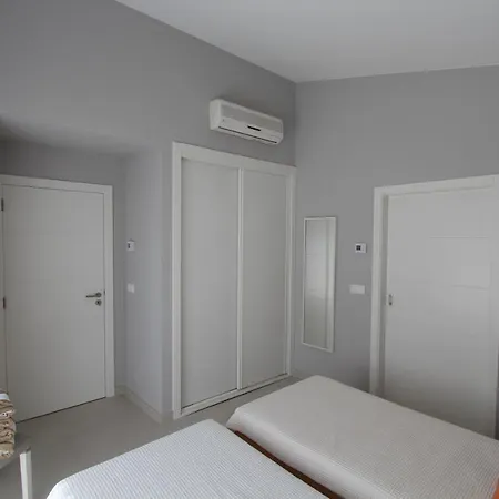 Sleeps 8 Pool Air Con T609006 Βίλα Vale do Lobo