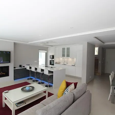 Sleeps 8 Pool Air Con T609006 * Vale do Lobo